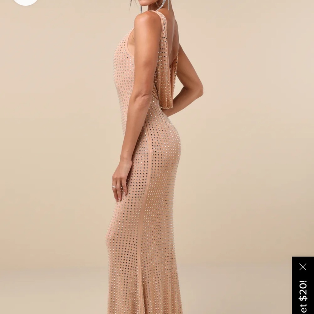 Elegant Tan Evening Gown